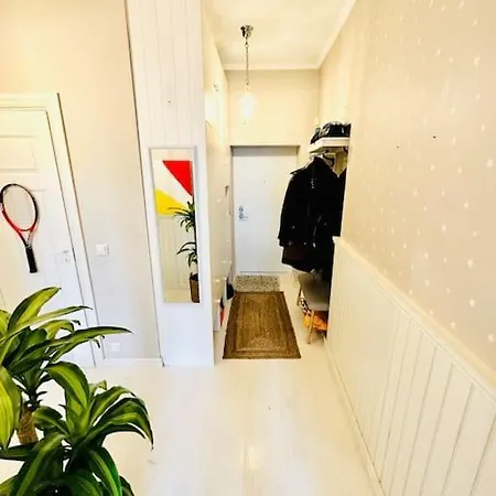 Oasis Next To Centre * تالين